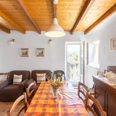 Belvilla By Oyo Casa Paeset בית נופש סן סירו